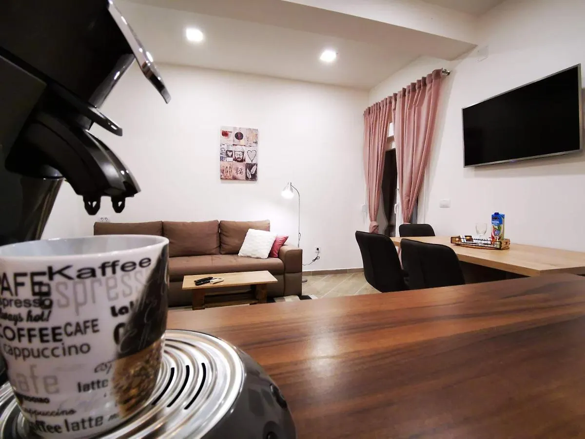 Apartment Dante فاجانا كرواتيا